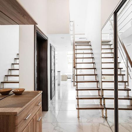 Luxurious Kaunas Basilica Apartment In Old Town By Urban Rent מראה חיצוני תמונה